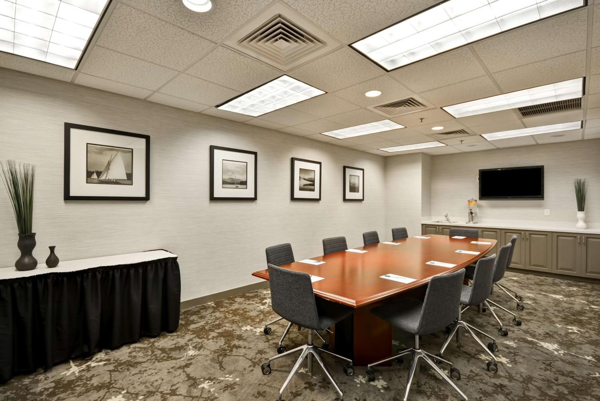 Homewood Suites By Hilton - Oakland Waterfront Екстериор снимка