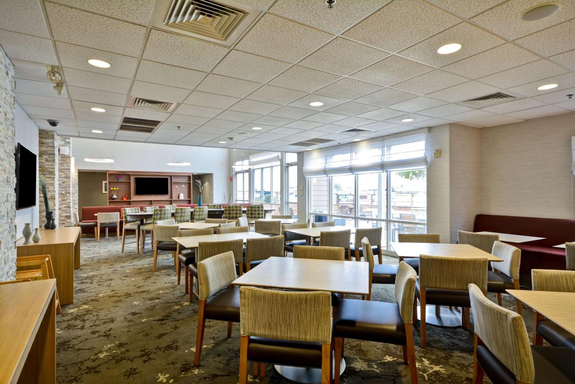 Homewood Suites By Hilton - Oakland Waterfront Екстериор снимка