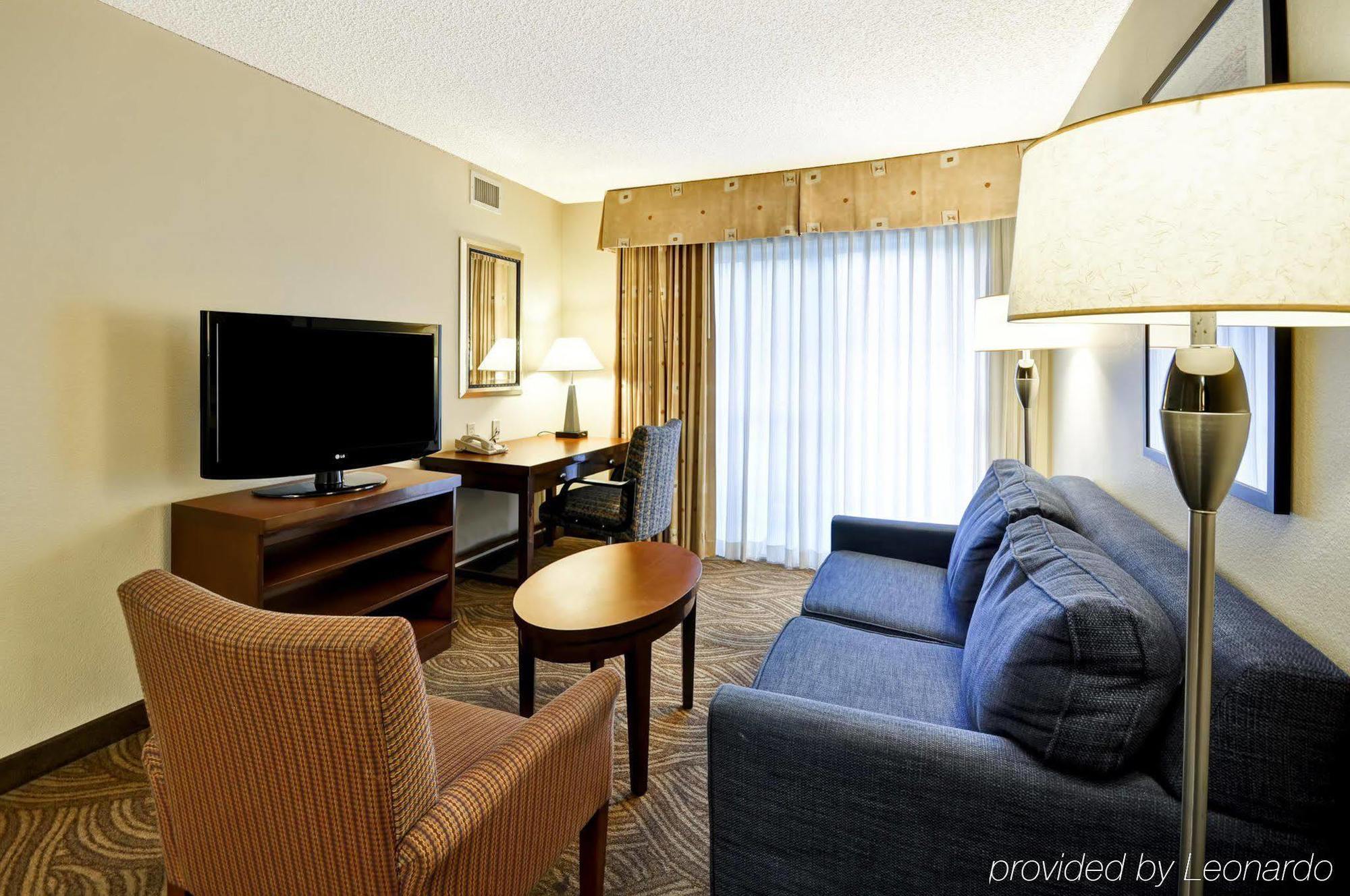 Homewood Suites By Hilton - Oakland Waterfront Екстериор снимка